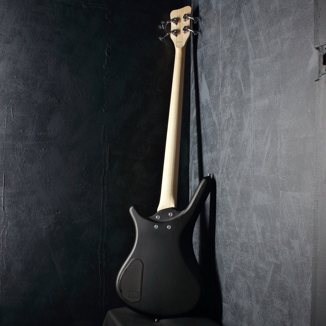 Warwick RockBass Corvette $$ Nirvana Black 2020