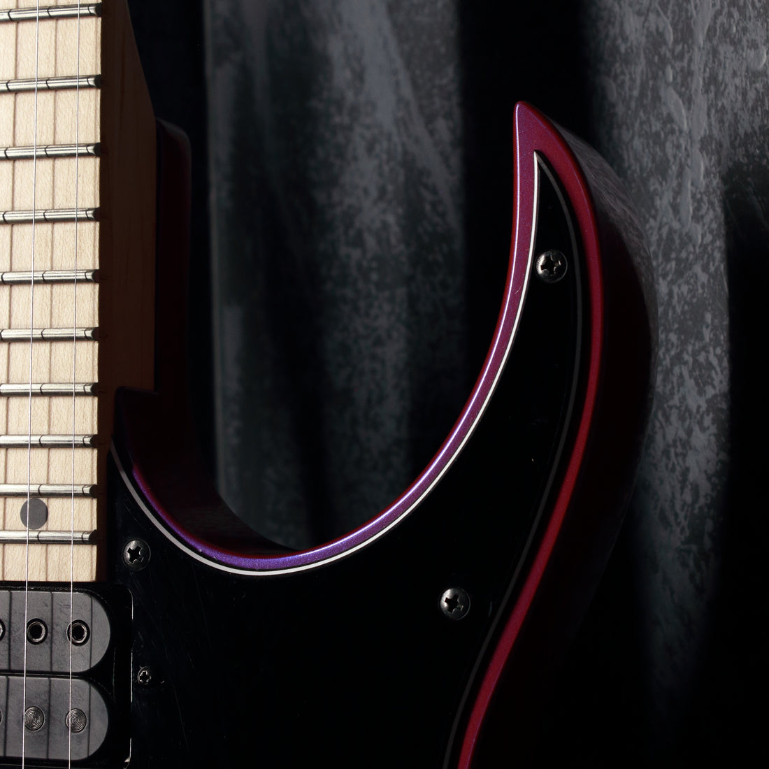 Ibanez RG550 Genesis Purple Neon 2021