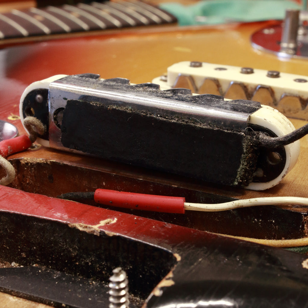 Fender Jaguar Left Handed Sunburst 1963