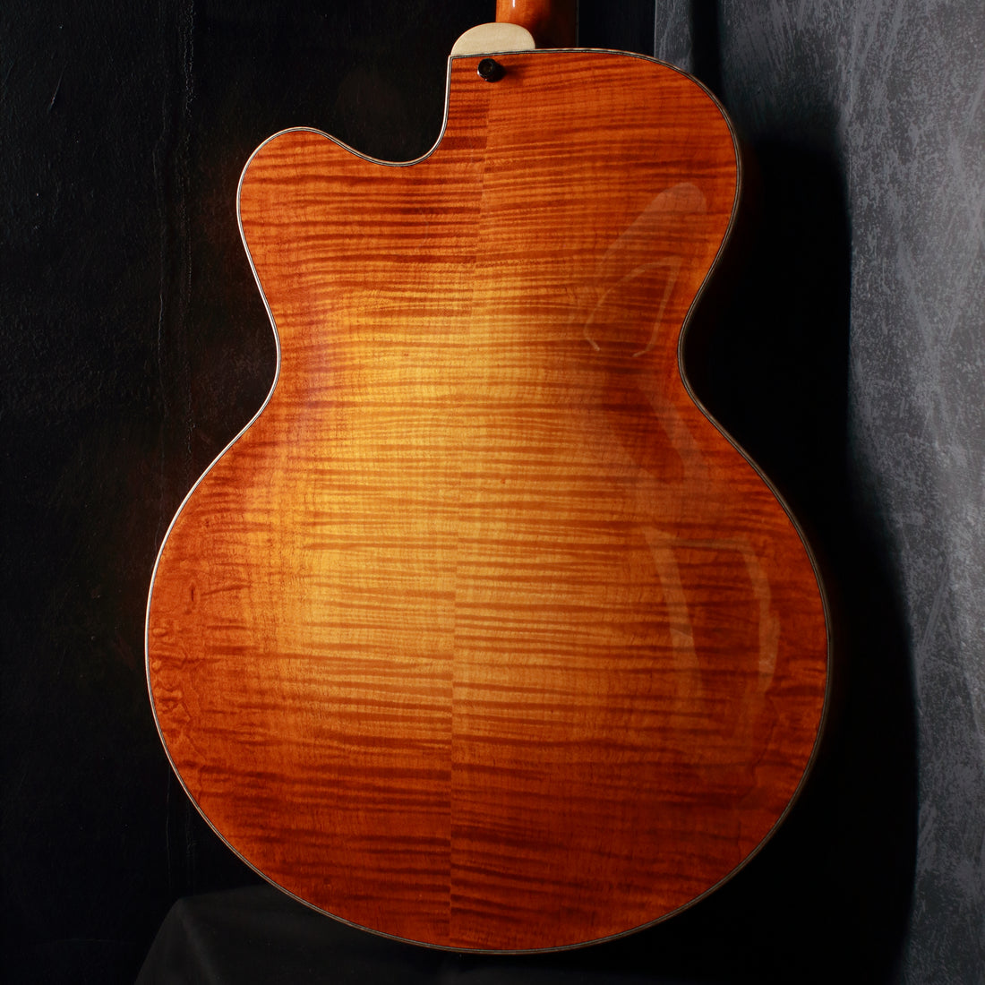 Eastman AR580CE Archtop Honeyburst 2014