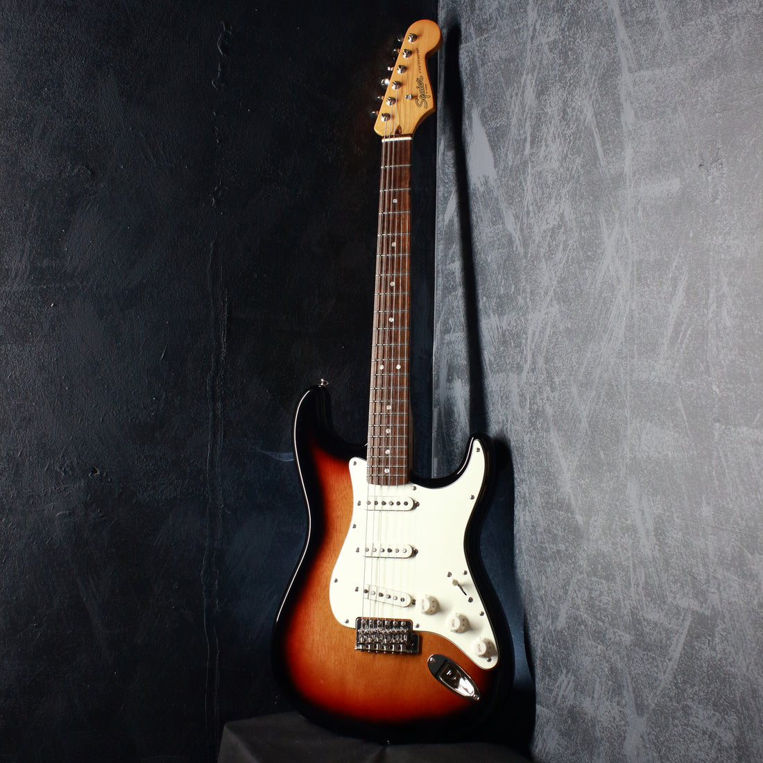 Squier Classic Vibe '60s Stratocaster Sunburst 2021