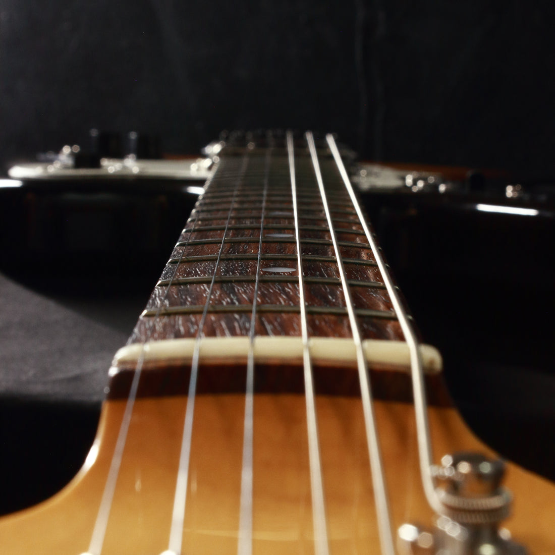 Fender Japan Jaguar JG66-85 Sunburst c2000