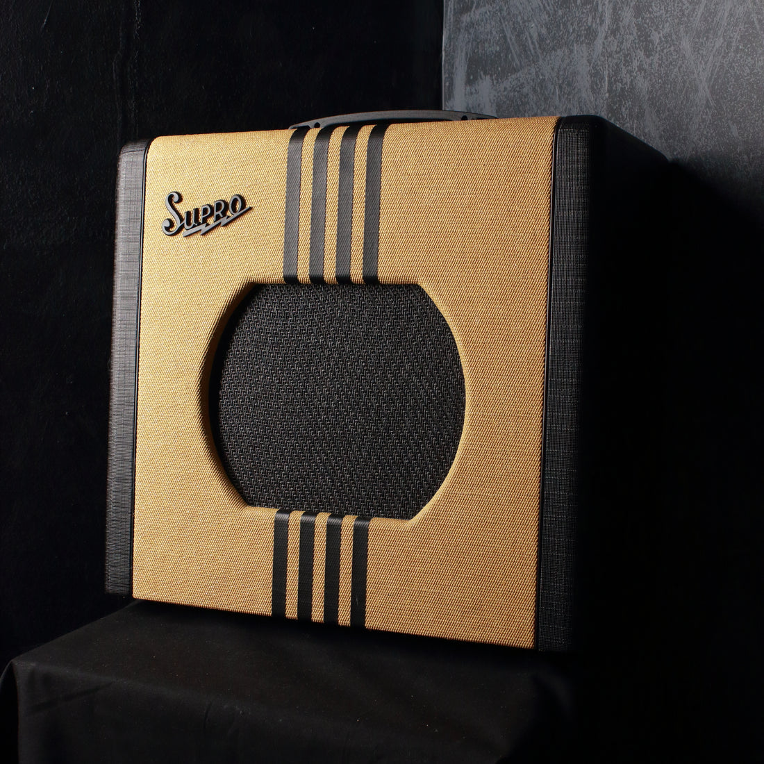 Supro DK10 Delta King 10 1x10" 5w Guitar Combo Amp