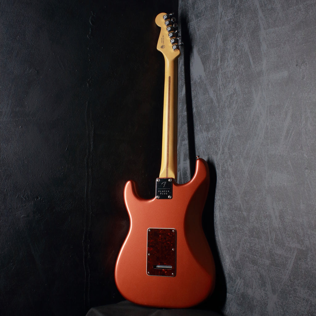 Fender Player Plus Stratocaster Aged Candy Apple Red 2021