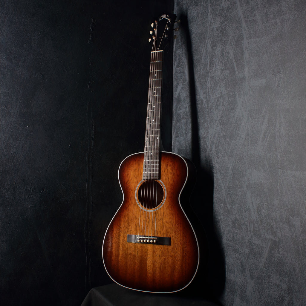 Guild M-25E Concert Acoustic/Electric 2022