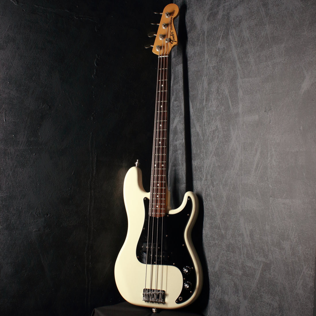 Fender Japan '70 Precision Bass PB70-70US Olympic White 1998