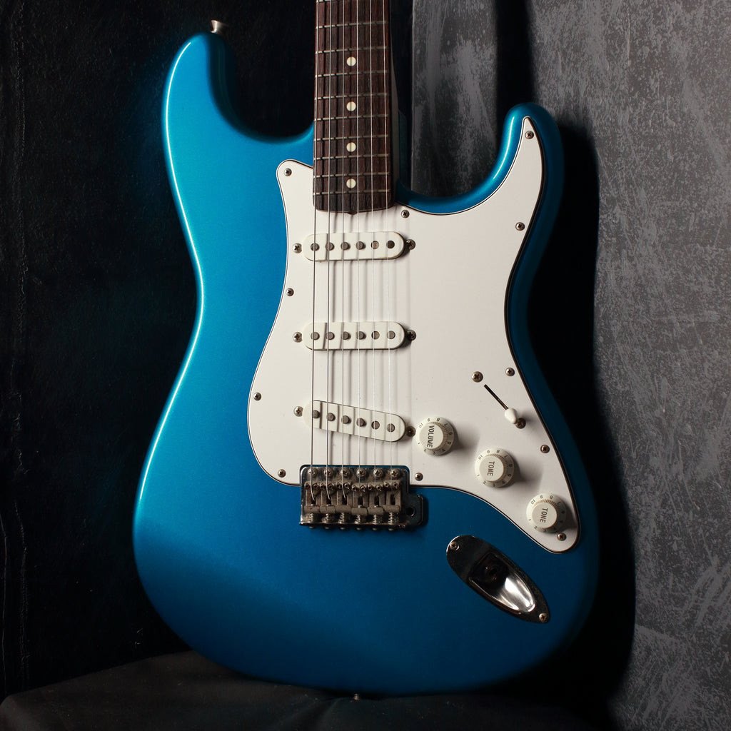 Fender Japan Standard Stratocaster ST43 Lake Placid Blue 2000