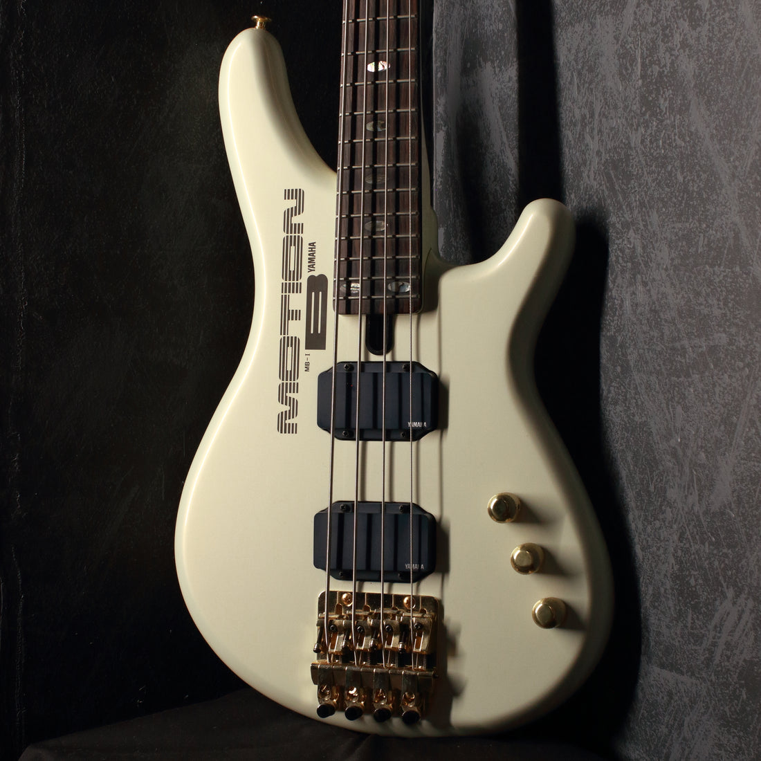 Yamaha MB-1 Motion Bass Pearl White 1987