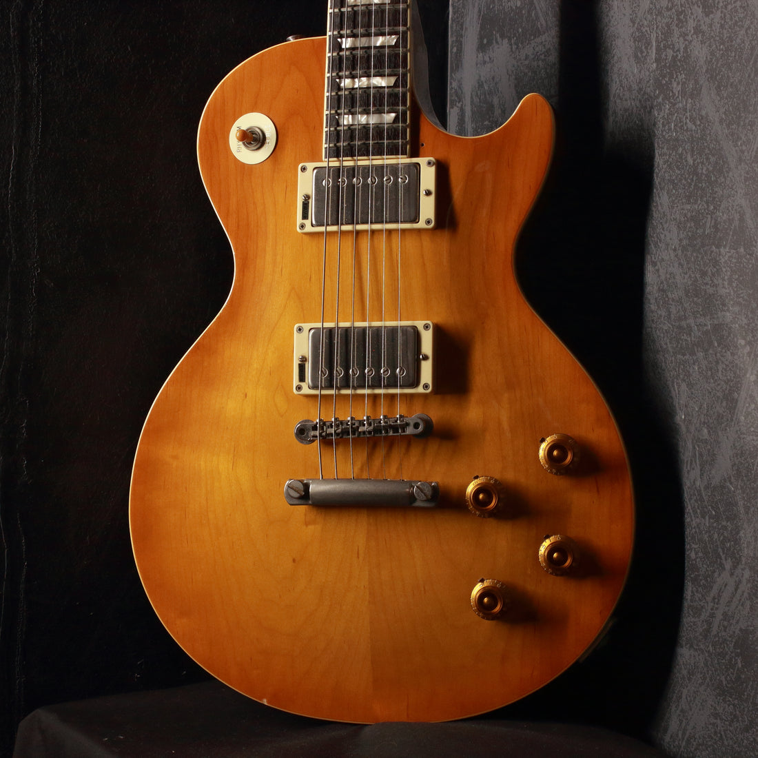 Burny Super Grade RLG-70 '59 Model Honeyburst 1991