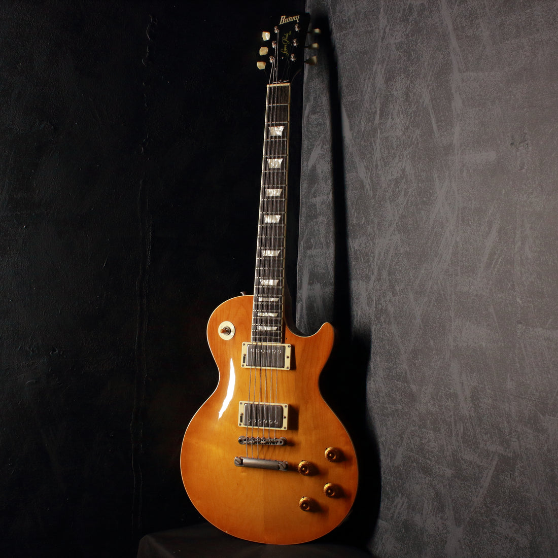 Burny Super Grade RLG-70 '59 Model Honeyburst 1991