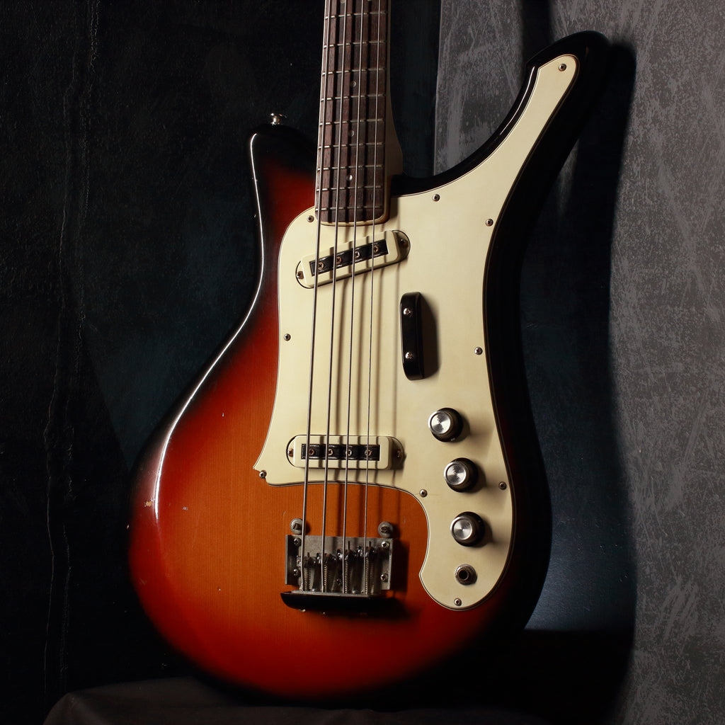 Yamaha SB5A Flying Samurai Bass Sunburst 1967