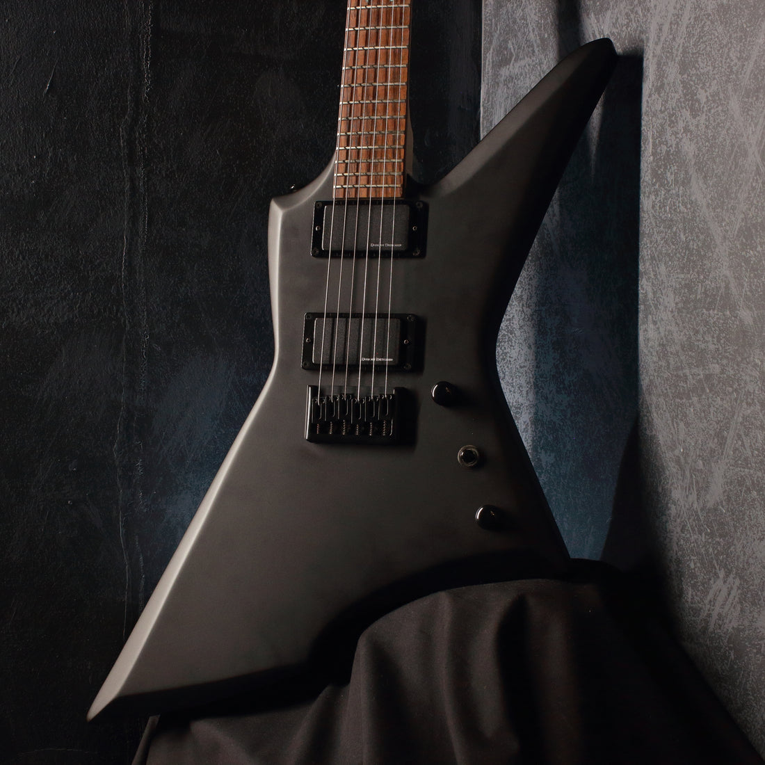 Aria Pro II Class Axe XZ-02 Black 2015