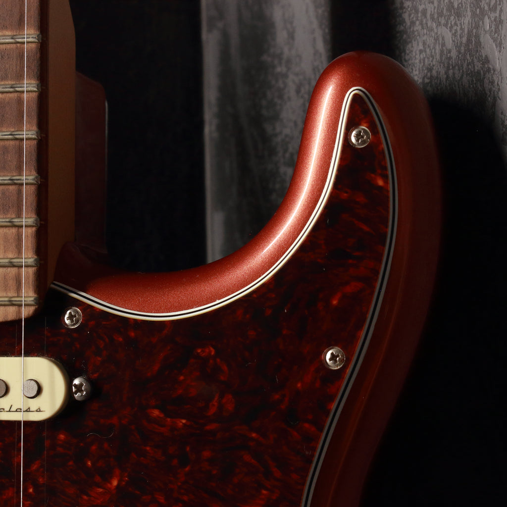 Fender Player Plus Stratocaster Aged Candy Apple Red 2021