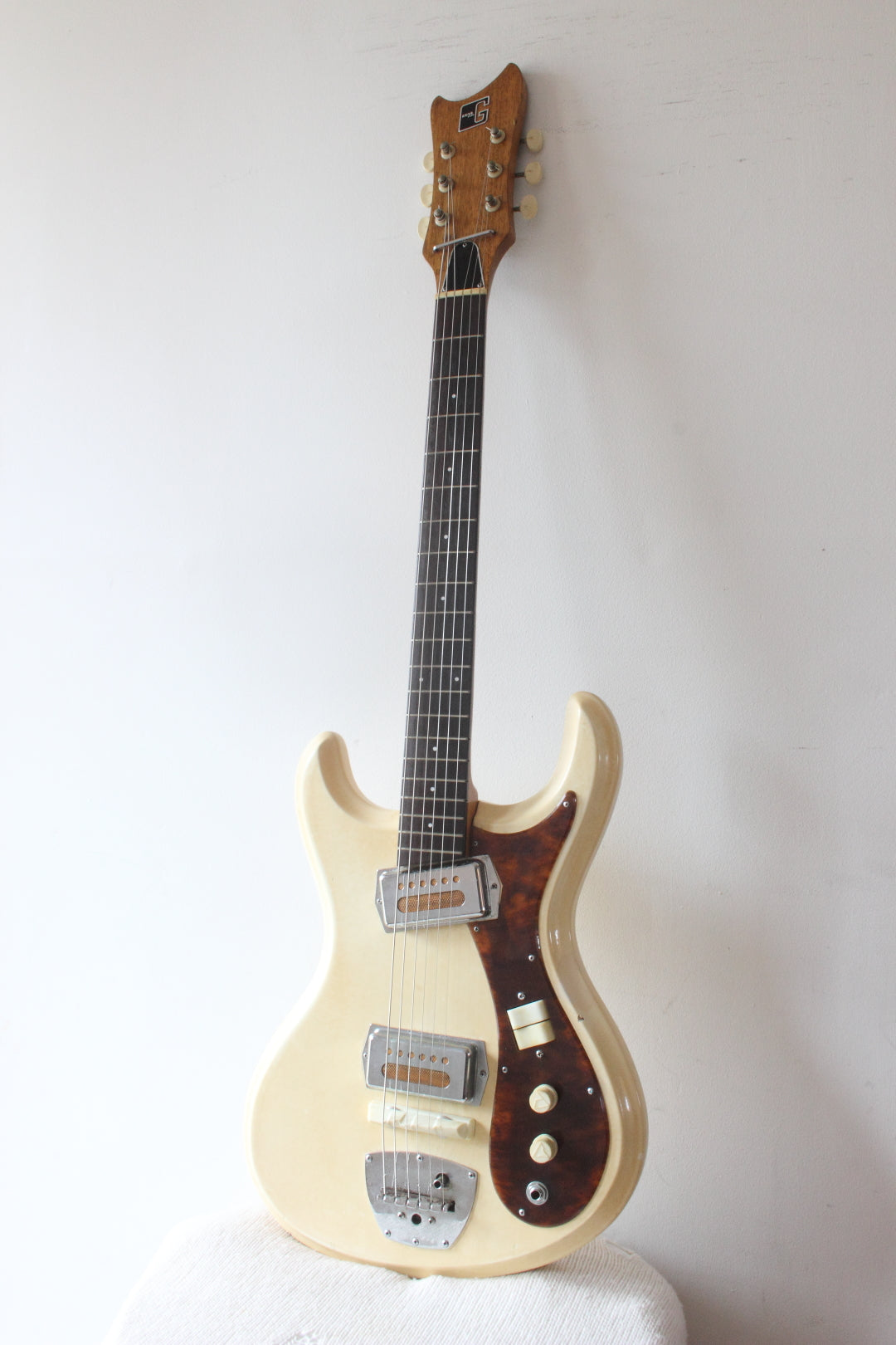 Guyatone LG-50T White 1967