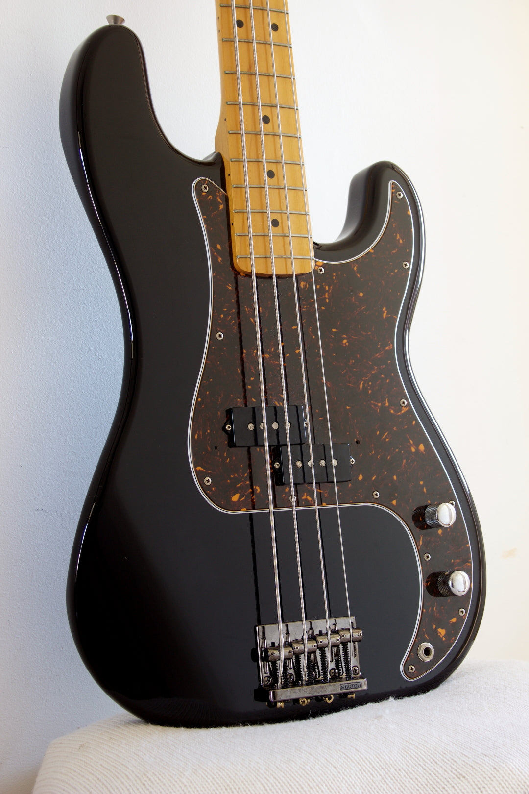 Fender Japan '57 Reissue Precision Bass Modded Black 2010/11