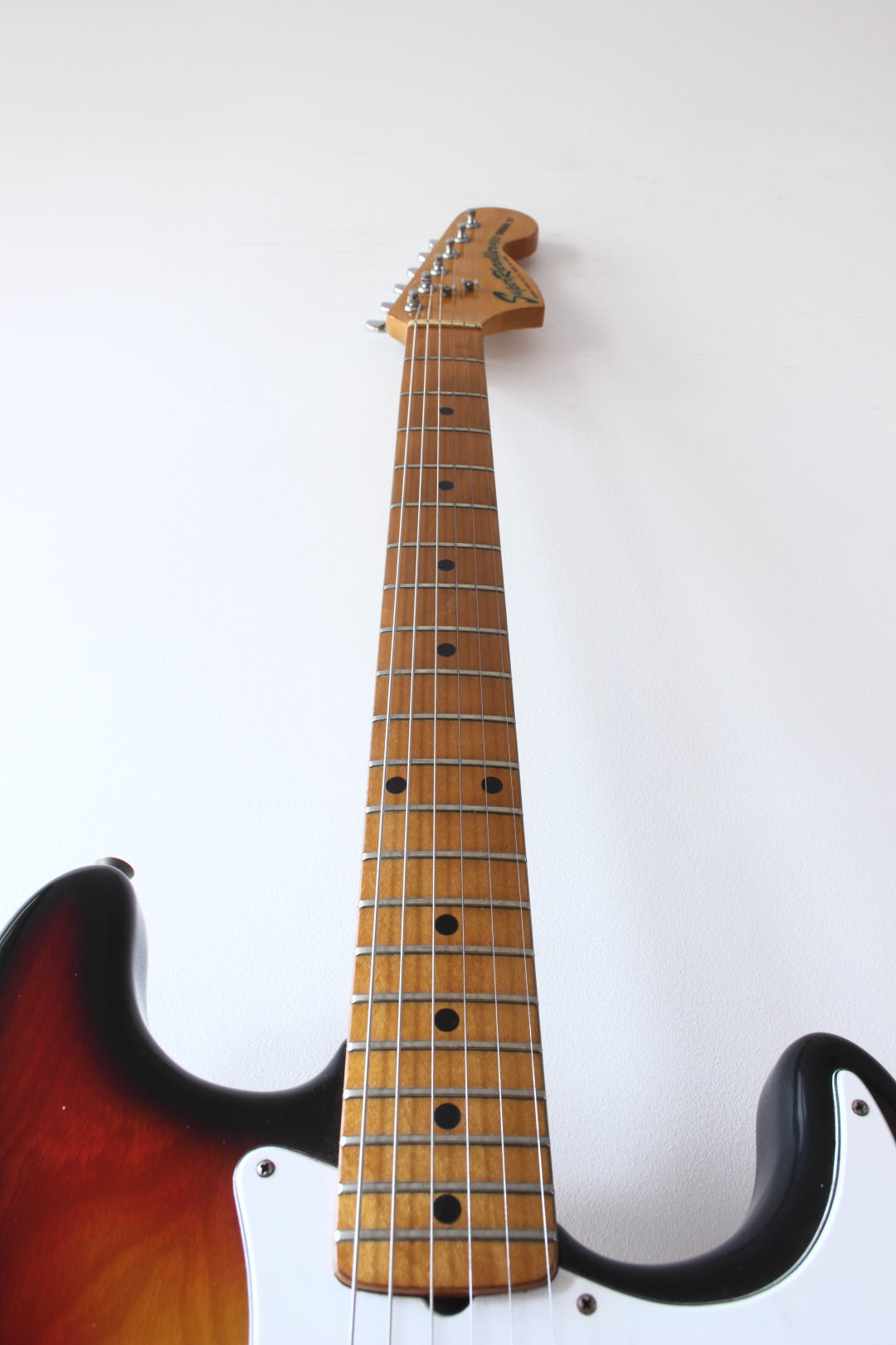 Yamaha SR-400 Super Rn'Roller Strat Sunburst 1979