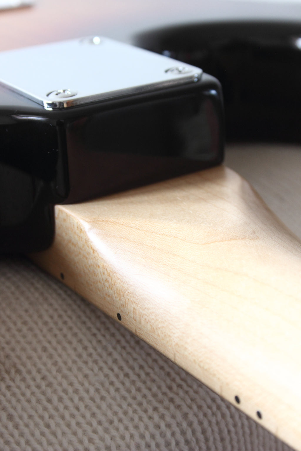 G&L Tribute Series Legacy Sunburst 2008