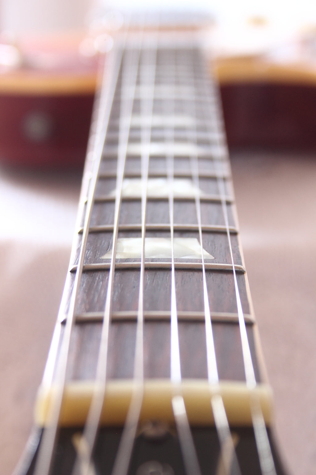 Gibson Left-Handed Les Paul Deluxe Cherry Sunburst 1979