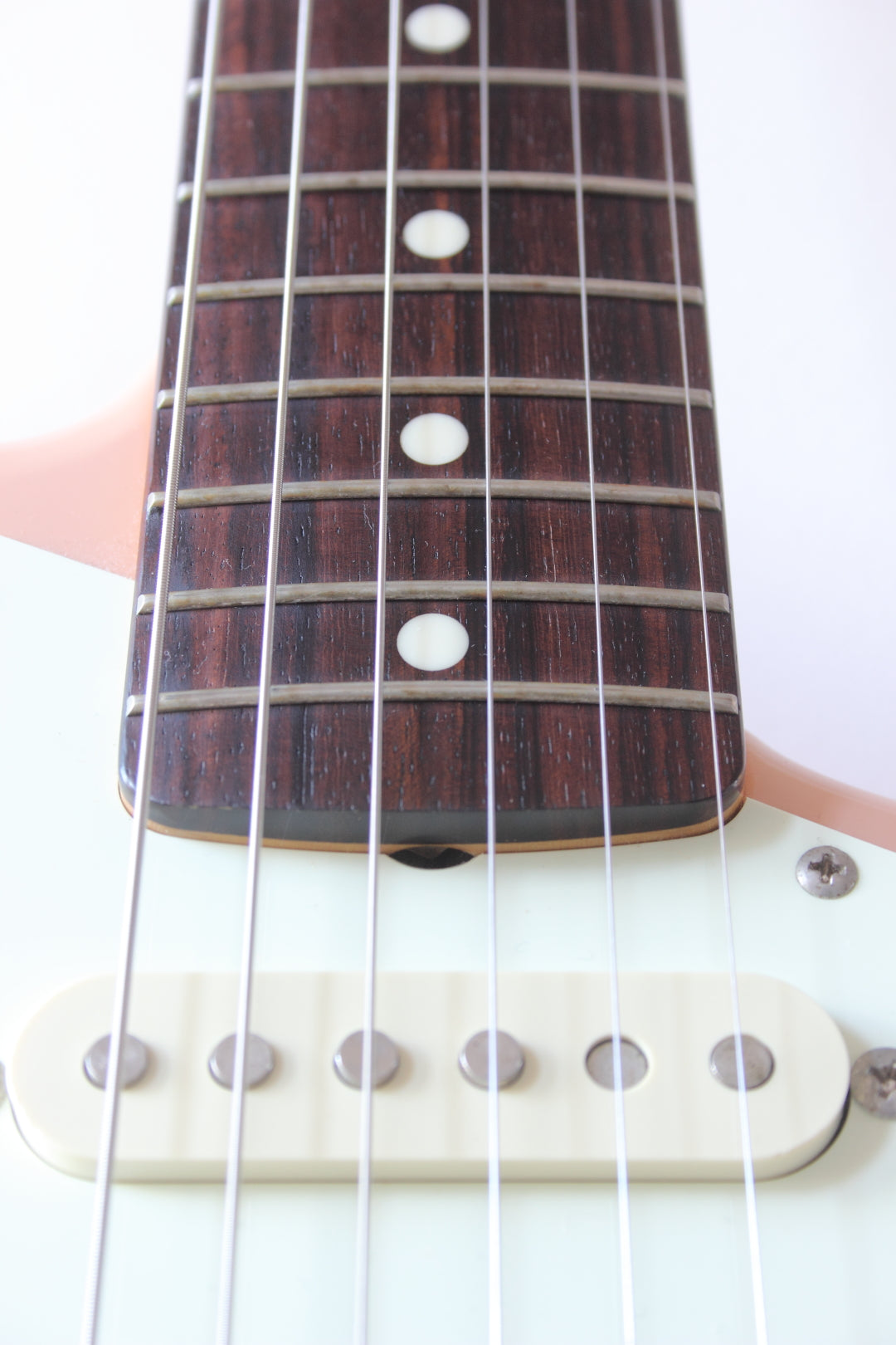 Fender Japan '62 Reissue Stratocaster Shell Pink ST62 2013