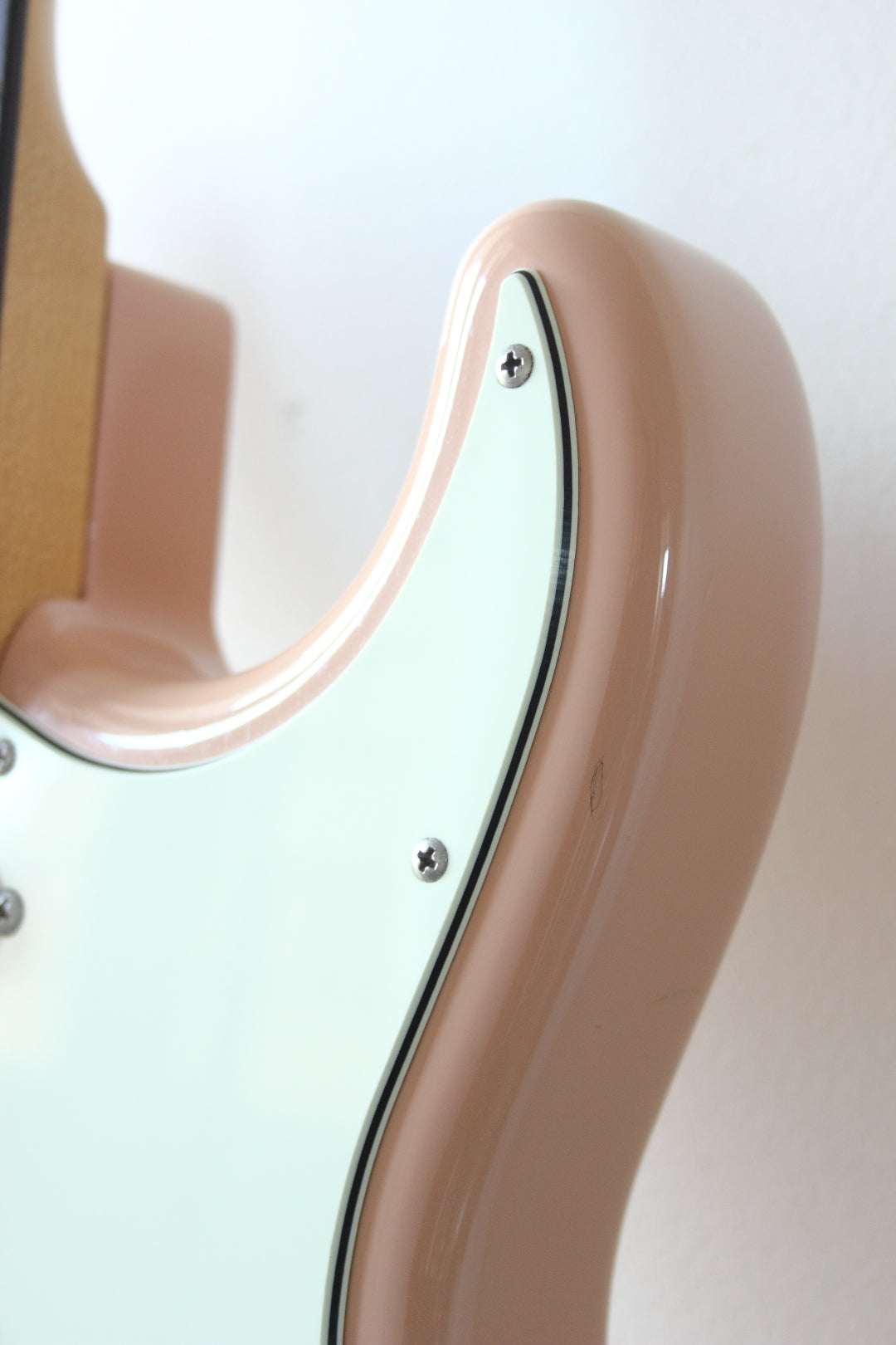 Fender Japan '62 Reissue Stratocaster Shell Pink ST62 2013