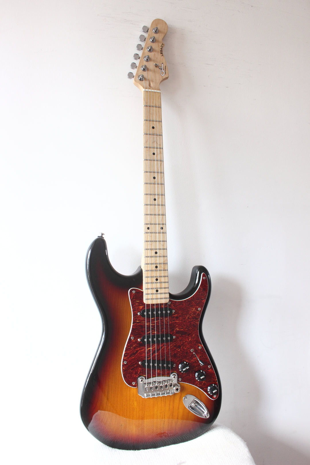G&L Tribute Series Legacy Sunburst 2008