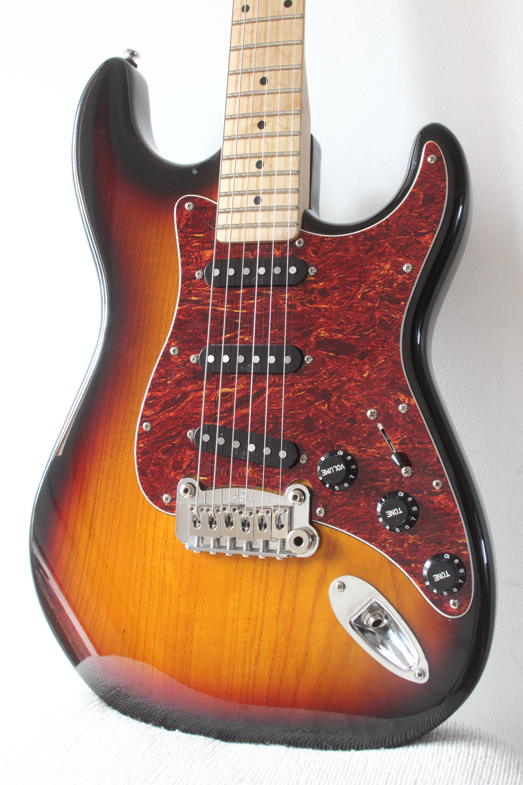 G&L Tribute Series Legacy Sunburst 2008