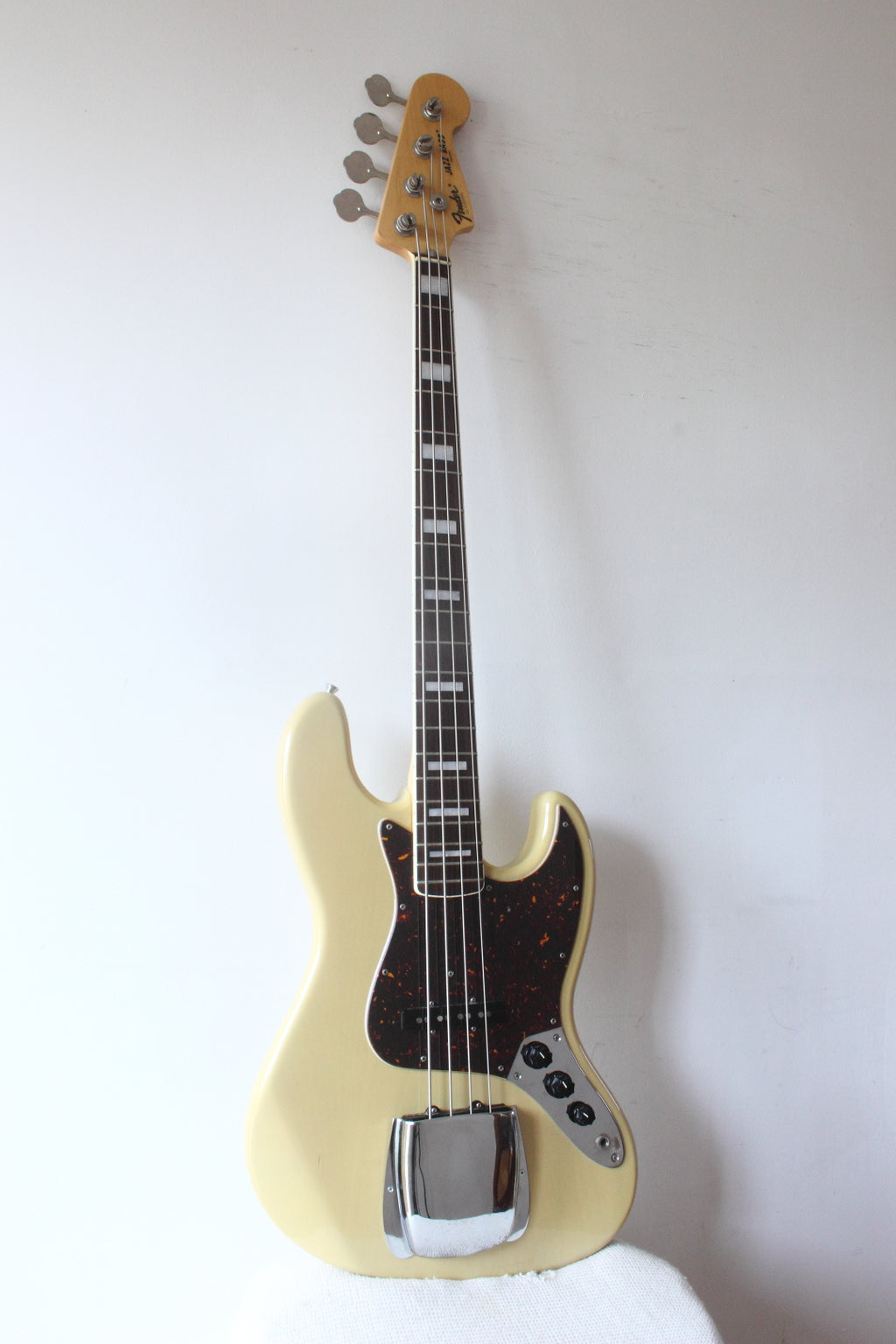 Fender Japan '75 Reissue Jazz Bass JB75-90US Butterscotch Blonde 2004-05