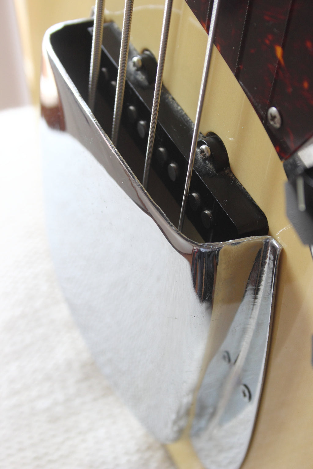 Fender Japan '75 Reissue Jazz Bass JB75-90US Butterscotch Blonde 2004-05