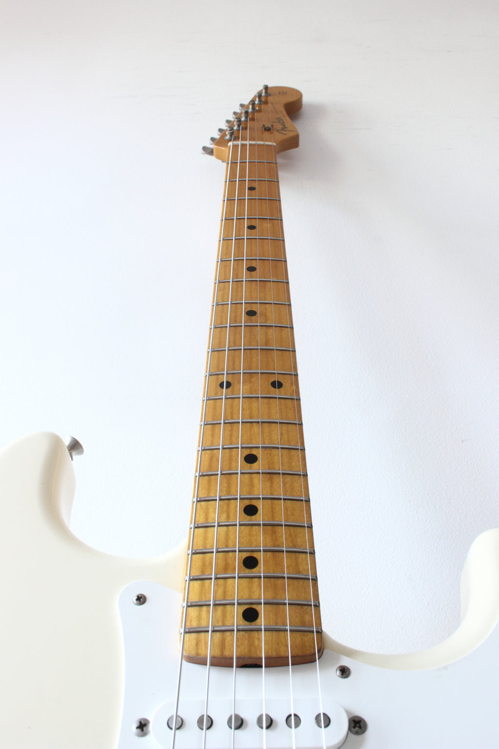 Fender '57 Reissue Stratocaster ST57-70TX Vintage White 1999-02