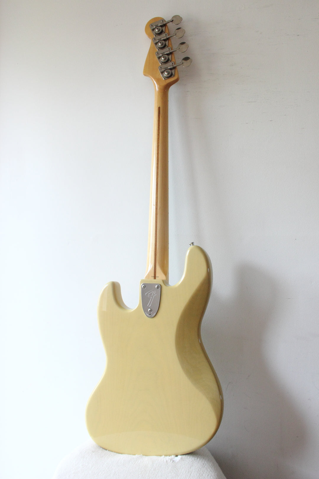 Fender Japan '75 Reissue Jazz Bass JB75-90US Butterscotch Blonde 2004-05