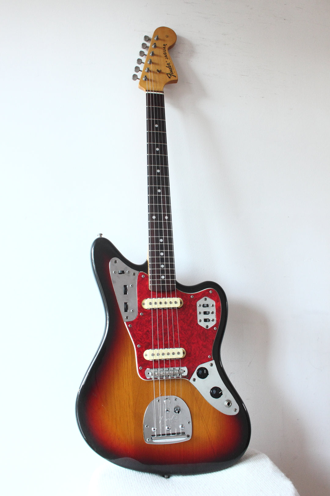 Fender Japan Jaguar JG66-85 Sunburst 1997-00