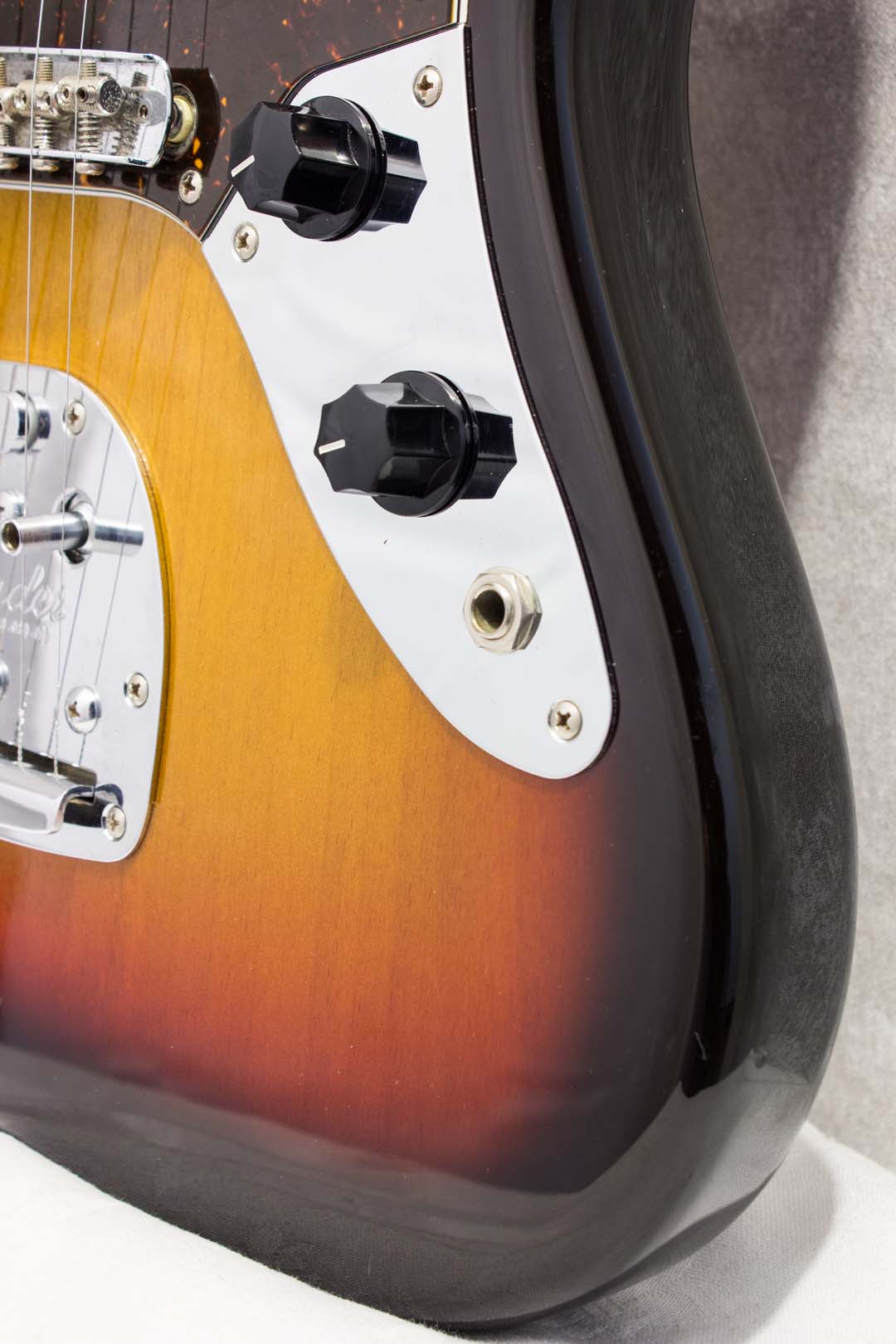 Fender Japan Jaguar JG66 Sunburst 2013