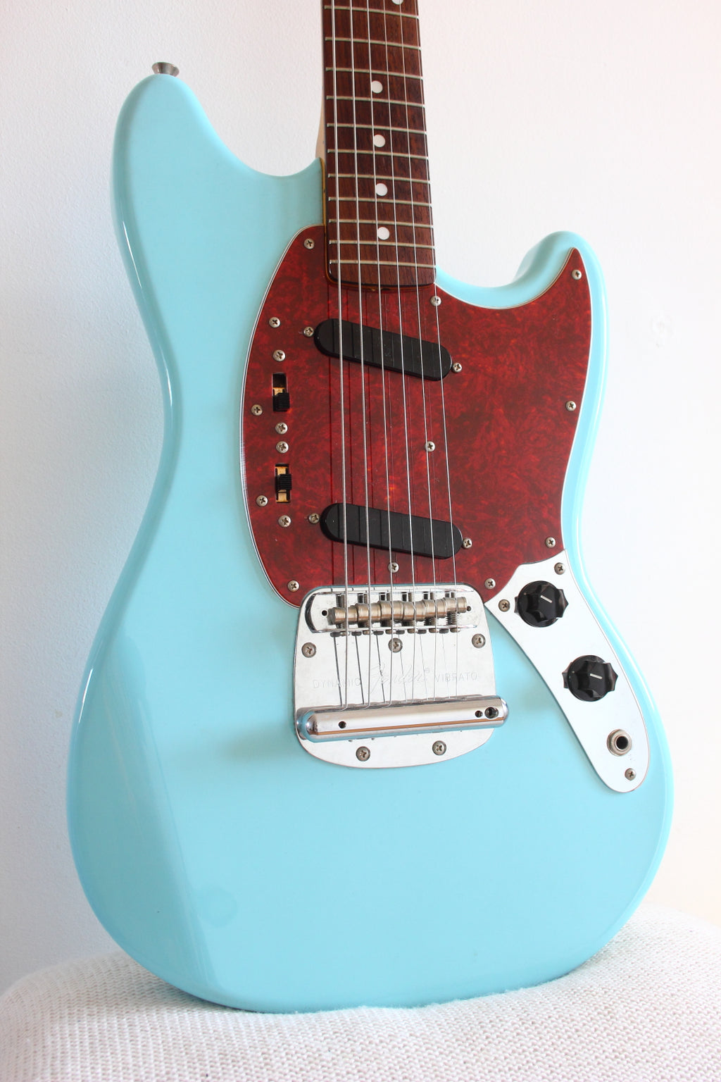 Fender '69 Reissue Mustang Sonic Blue 2010-11