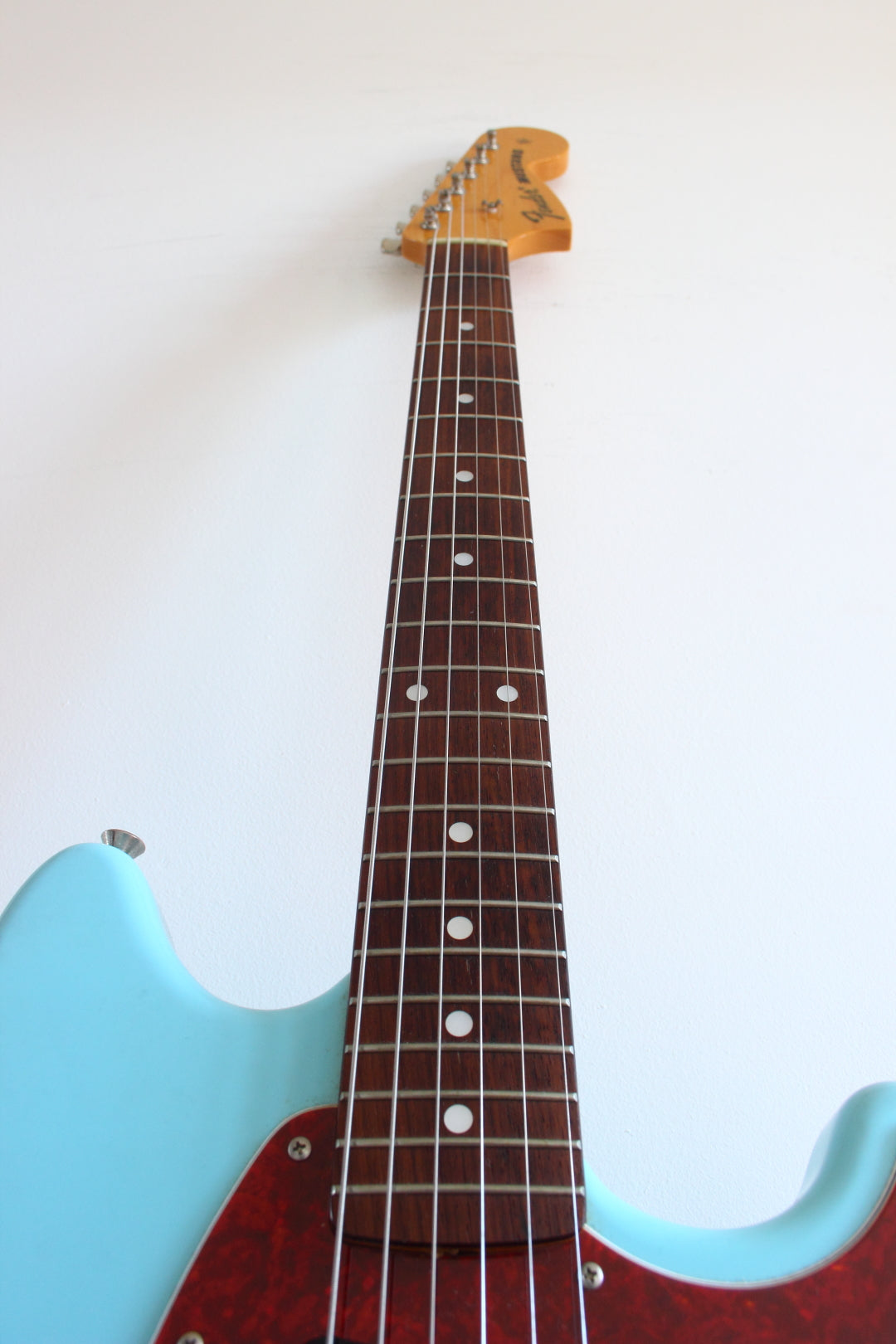 Fender '69 Reissue Mustang Sonic Blue 2010-11