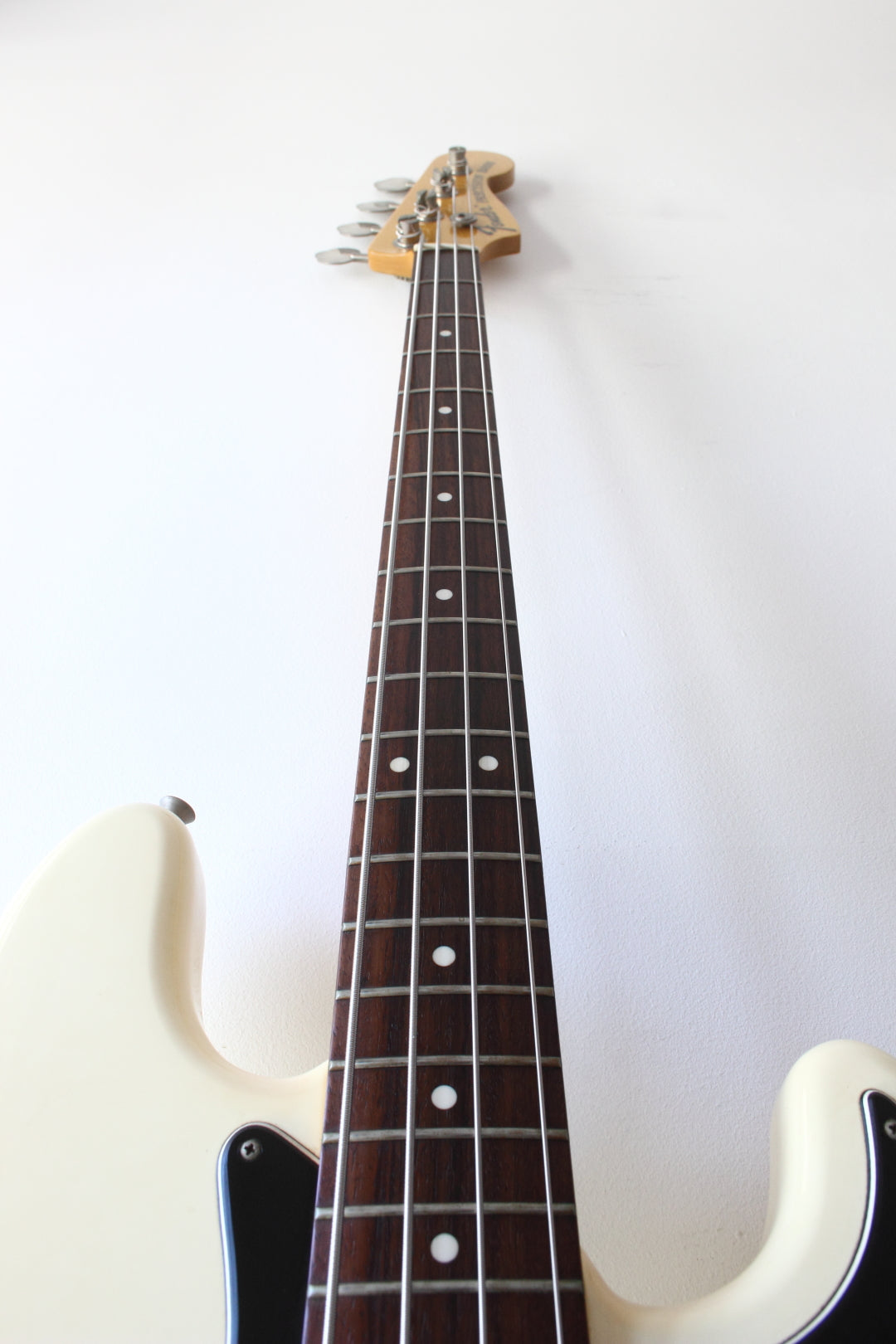 Fender '70 Reissue Precision Bass Olympic White 1999-02