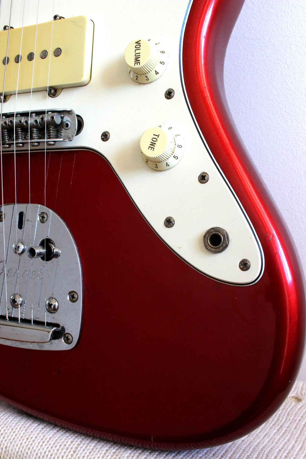 Used Fender Jazzmaster '66 Reissue Candy Apple Red