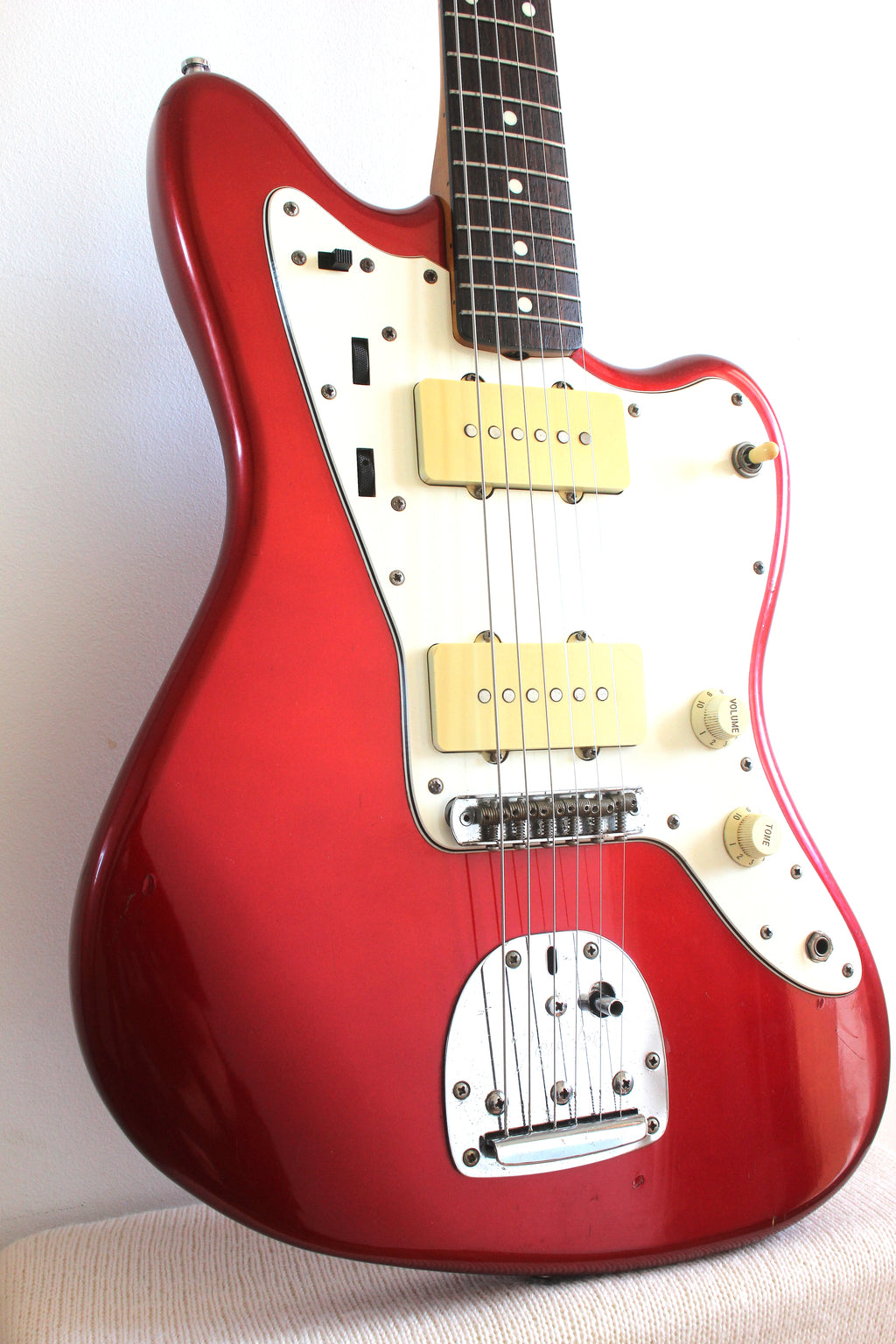 Used Fender Jazzmaster '66 Reissue Candy Apple Red