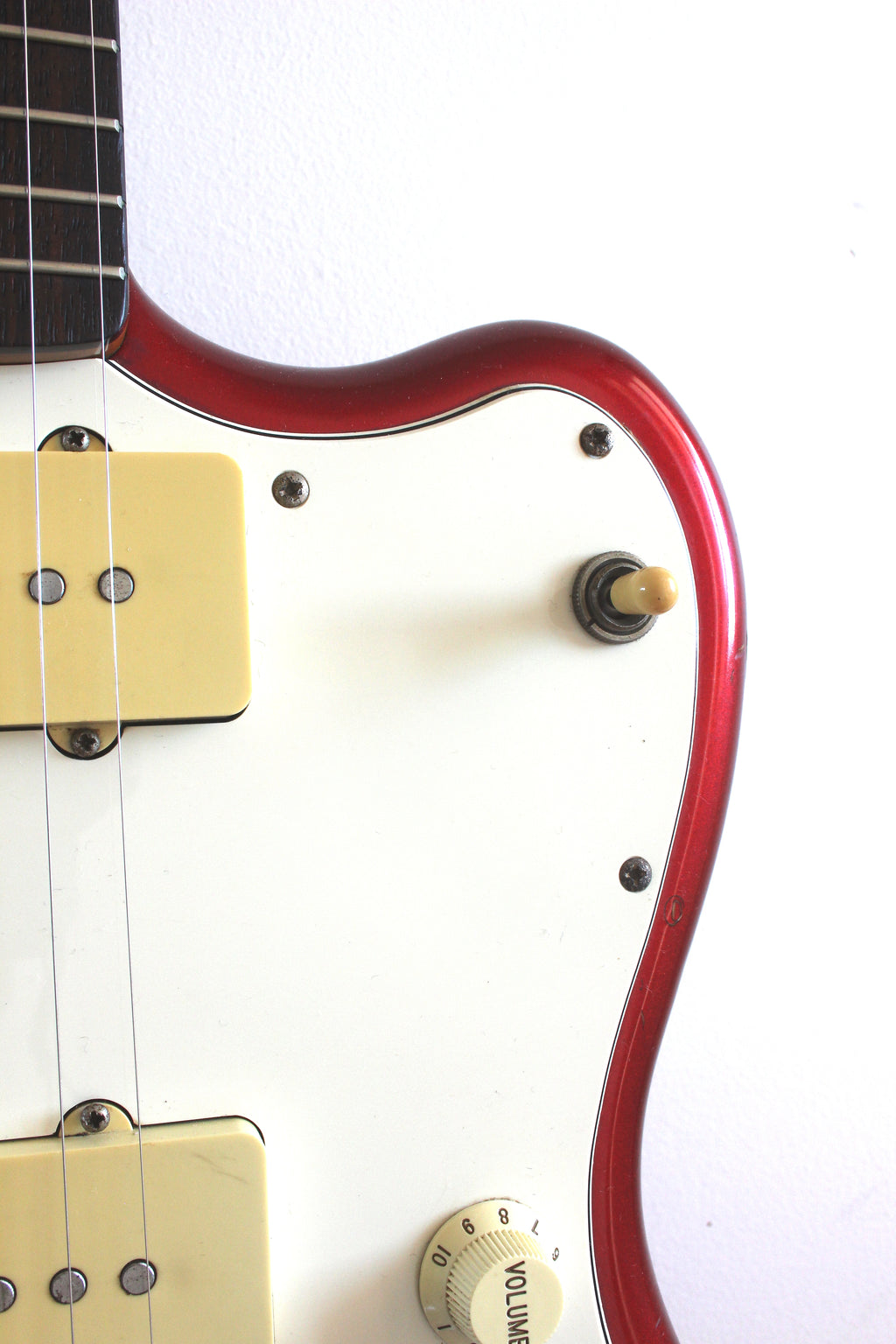 Used Fender Jazzmaster '66 Reissue Candy Apple Red