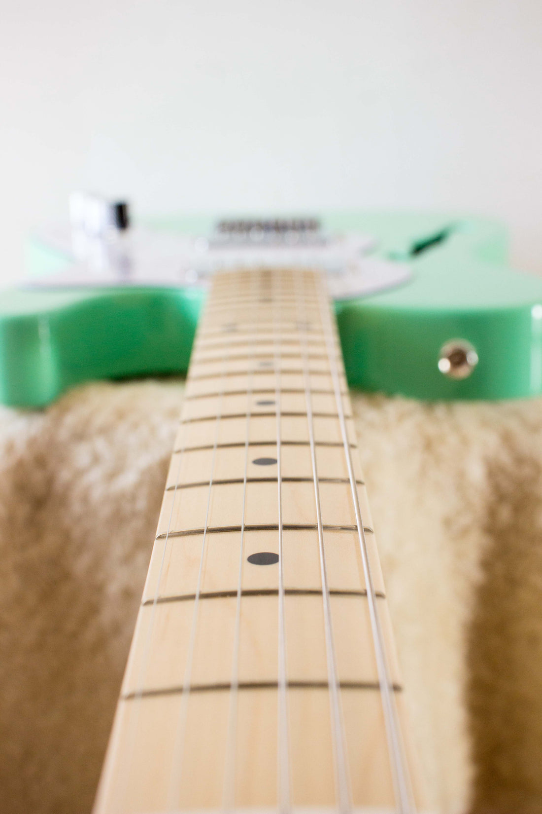 Fender Made in Japan Traditional 70s Telecaster Thinline Surf Green 2018