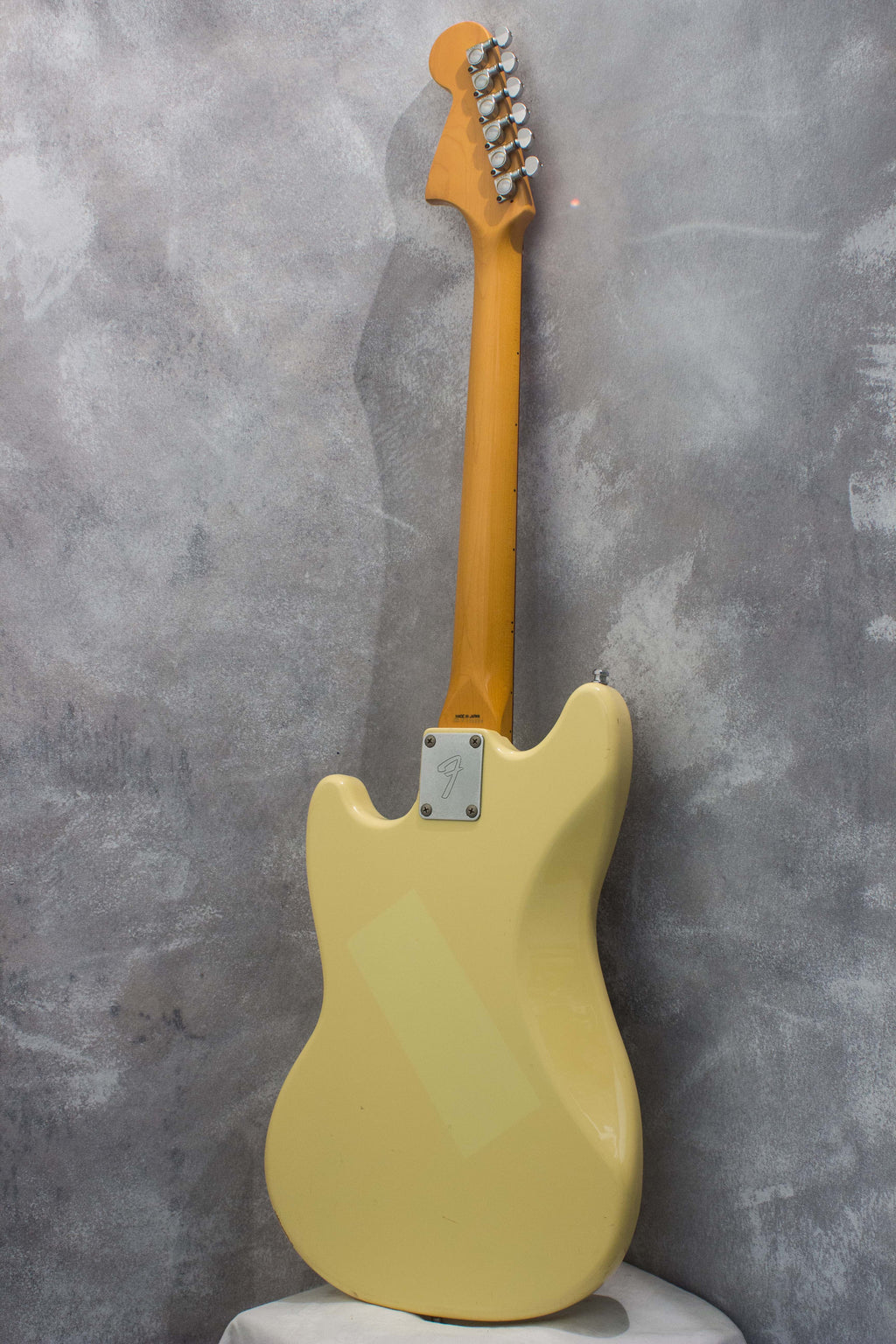 Fender Japan '69 Mustang MG69-60 Vintage White 1987