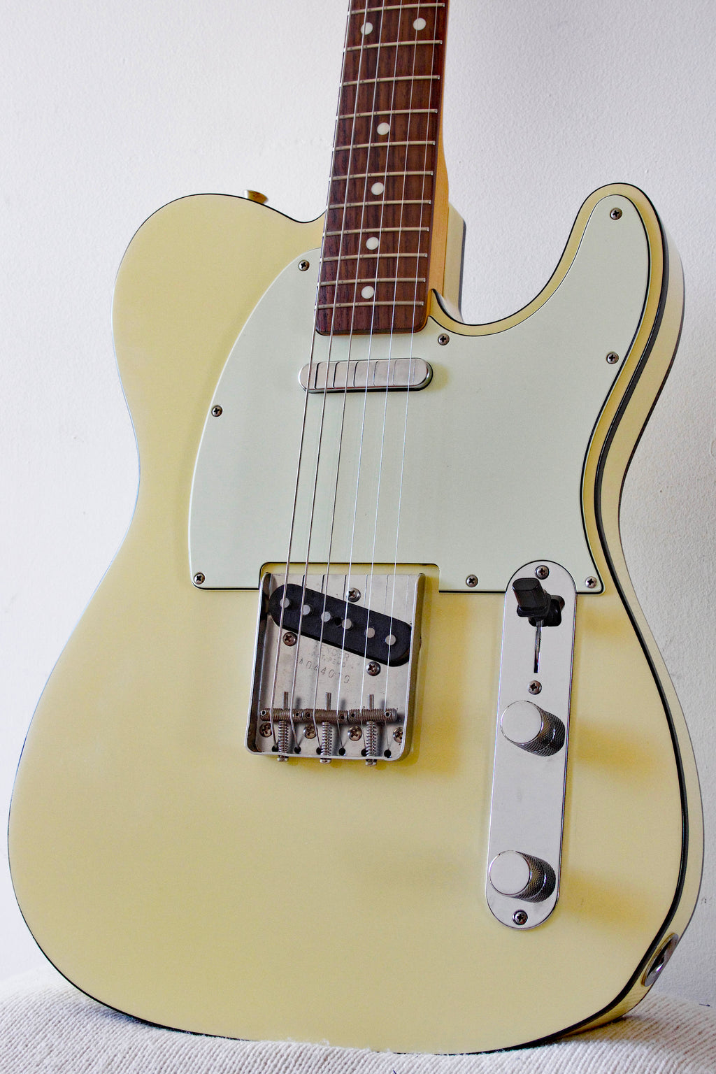 Fender '62 Reissue Telecaster TL62B-75TX Bound Vintage White 2004/5