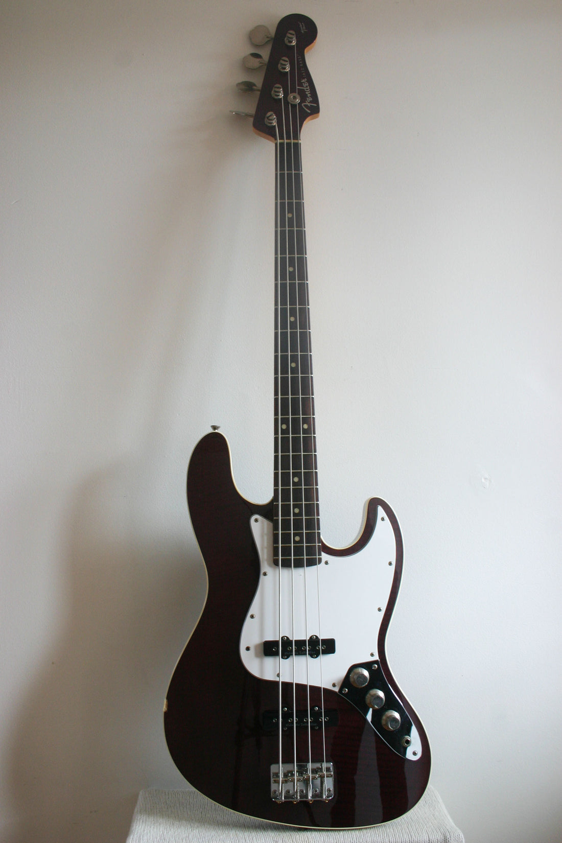 Used Fender Aerodyne Jazz Bass Flame Violet