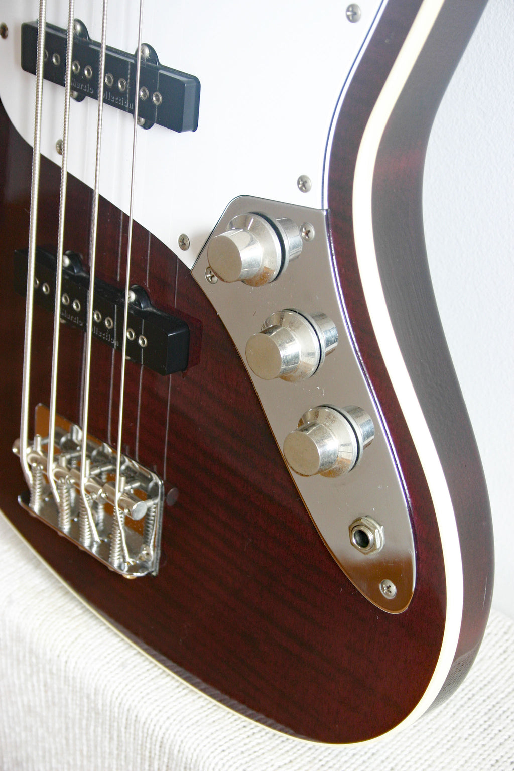 Used Fender Aerodyne Jazz Bass Flame Violet