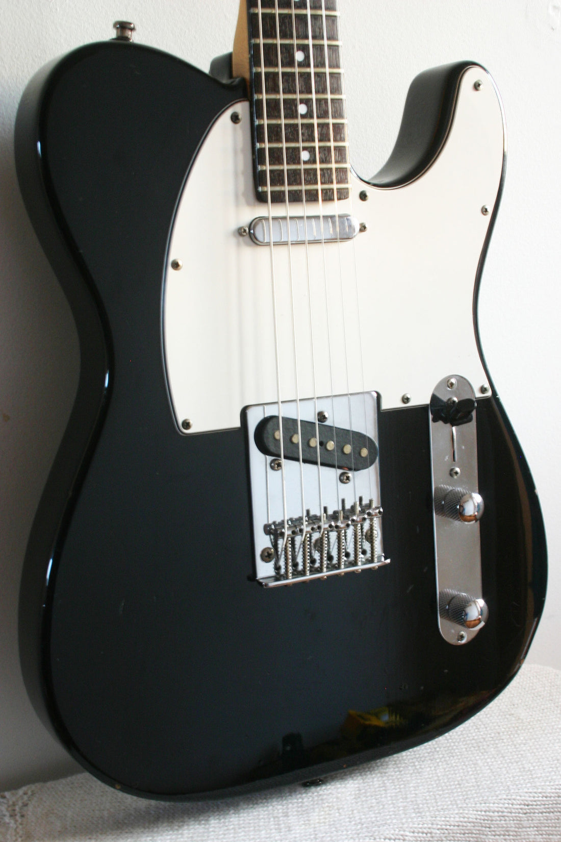 Used Fender Telecaster Medium Scale MIJ 1986 Black