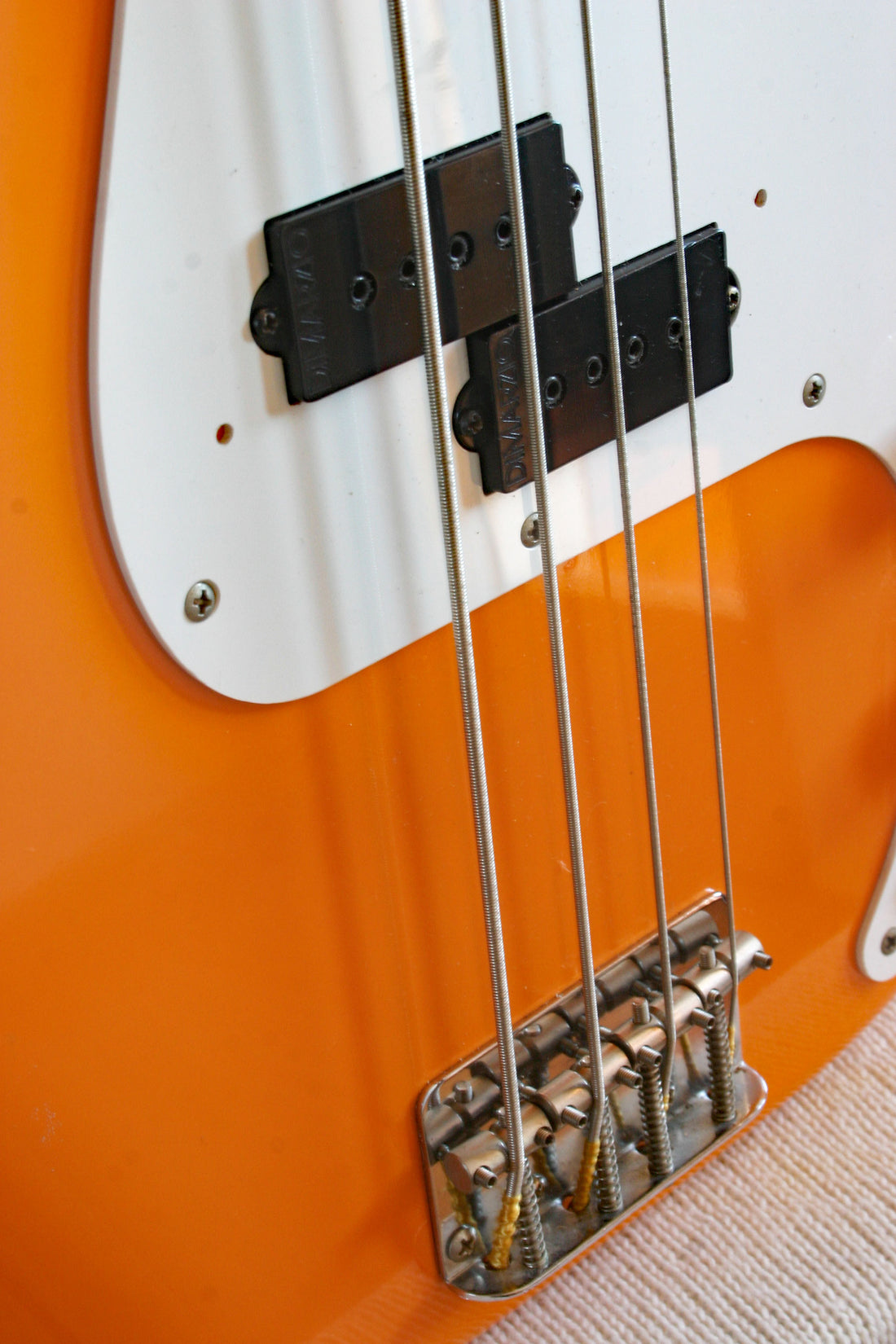 Used Fender Precision Bass '62 Capri Orange CIJ