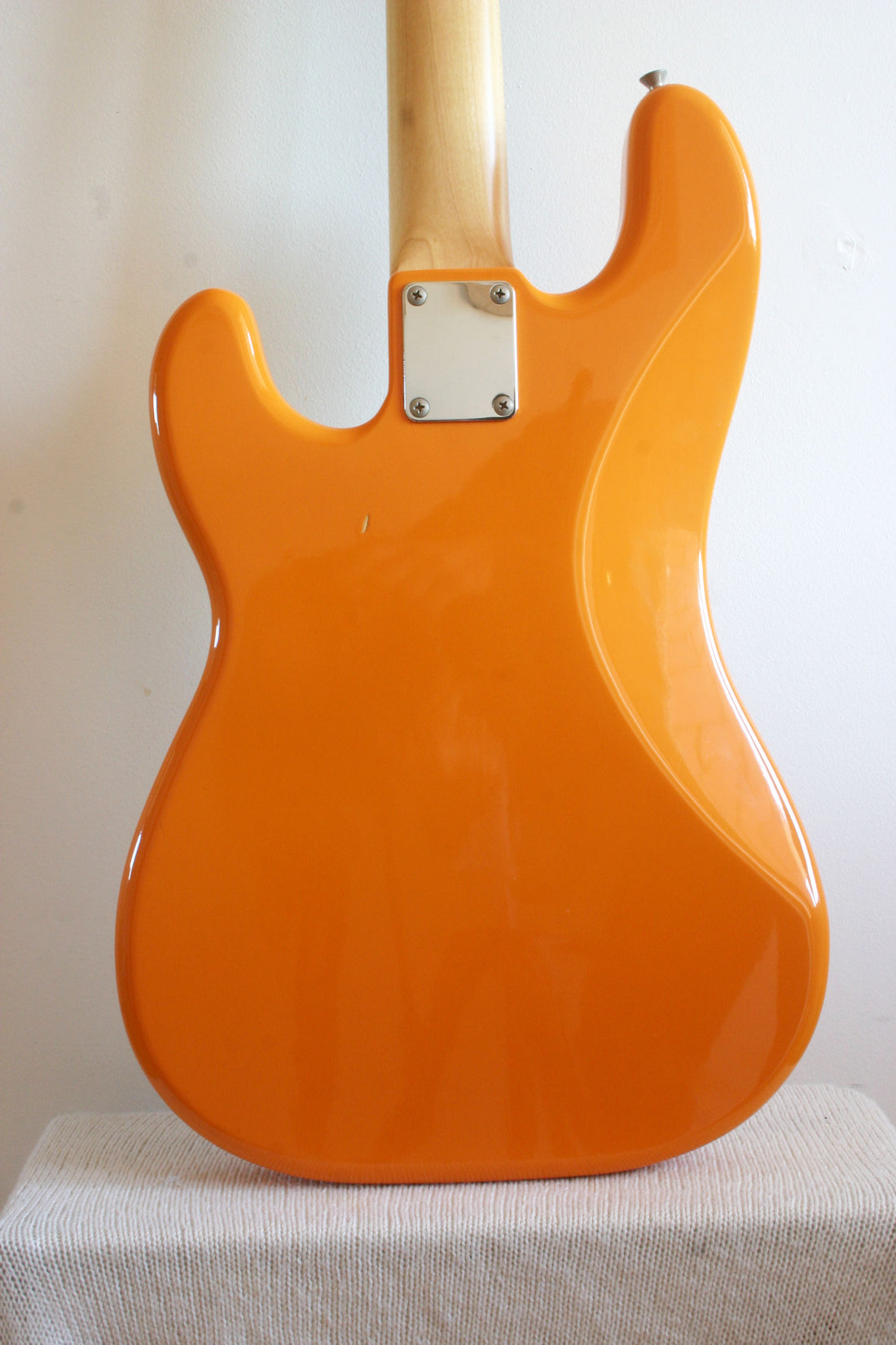 Used Fender Precision Bass '62 Capri Orange CIJ