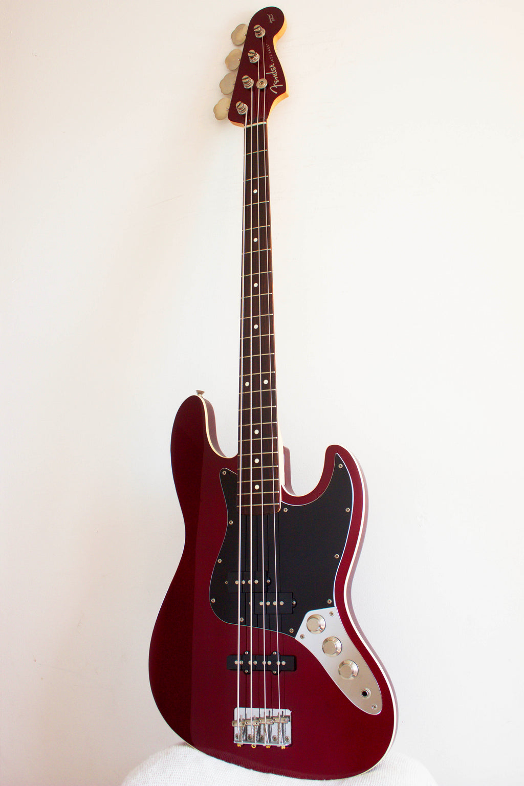 Fender Aerodyne Jazz Bass Old Candy Apple Red 2006-08