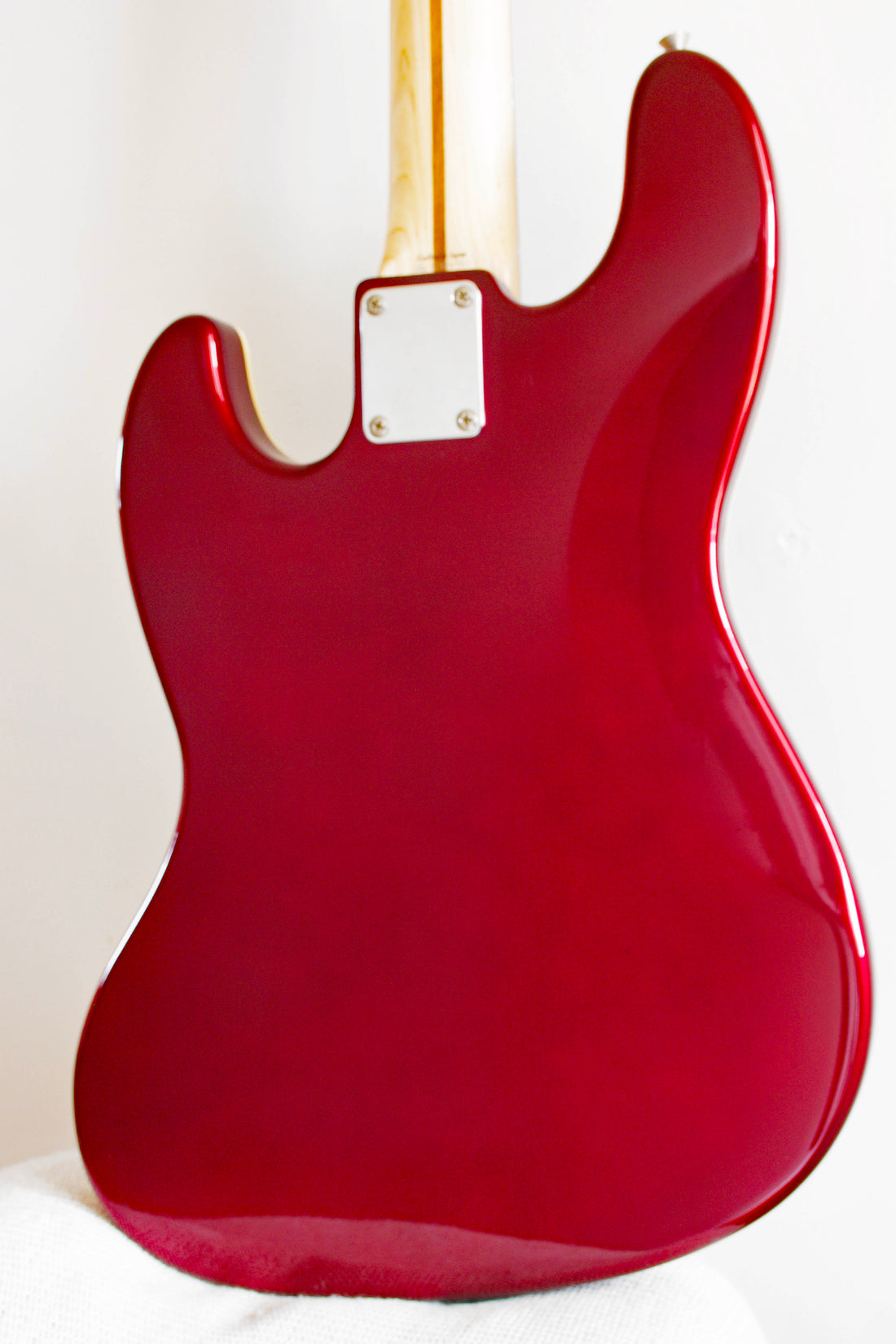 Fender Aerodyne Jazz Bass Old Candy Apple Red 2006-08