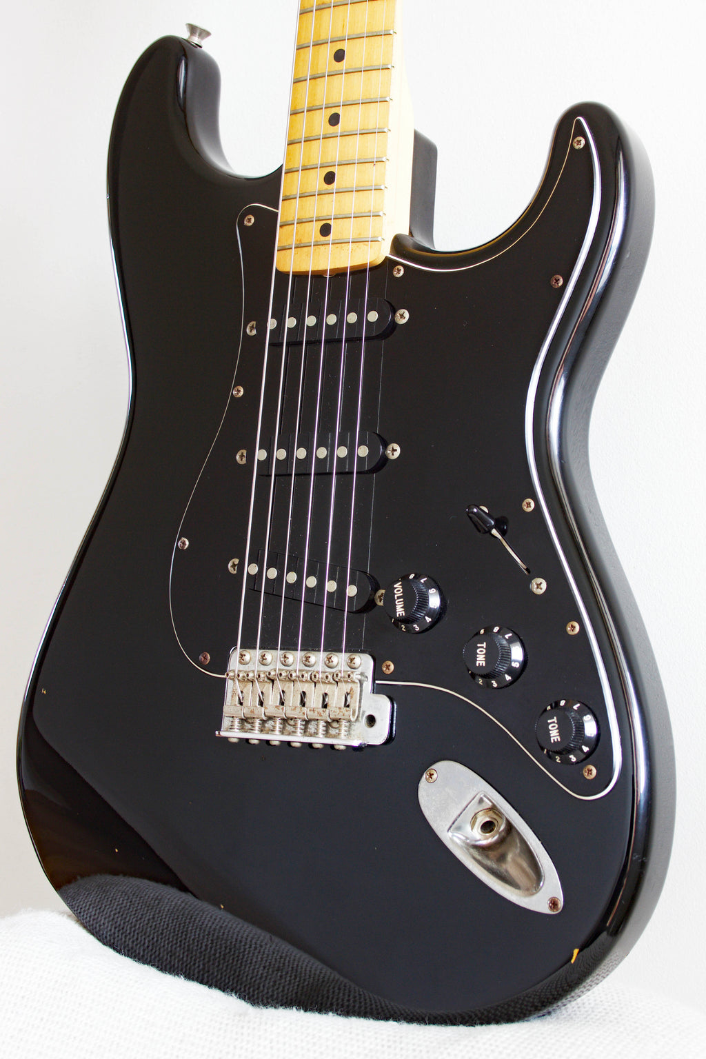 Squier MIJ Silver Series Stratocaster Black SST33 1993/94