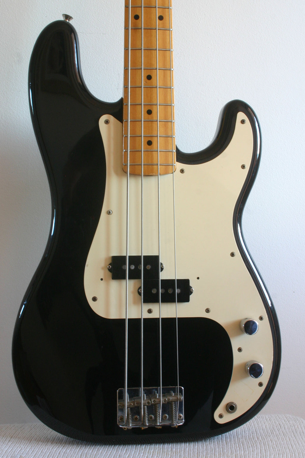 Used Fender Precision Bass '57 Reissue Black